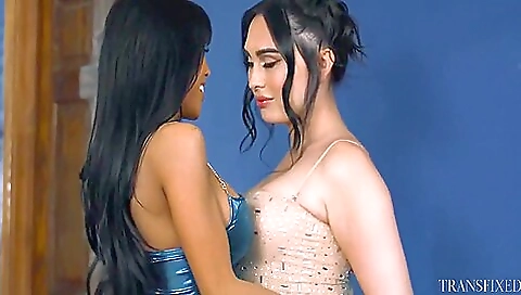 Asian milf with big tits gets her pussy fucked hard in the shower