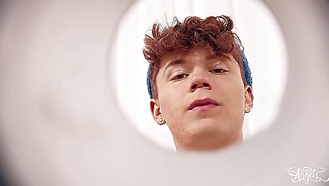 Cute brunette gives a blowjob to her lover in hot porn vid